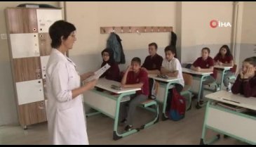 Bursa'daki bu okulda sınavlar öğretmensiz yapılıyor