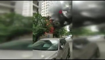 Kadıköy'de inşaat alanında korkutan yangın