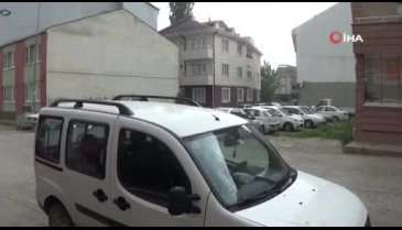 Bursa İnegöl'de ceviz büyüklüğünde dolu yağdı