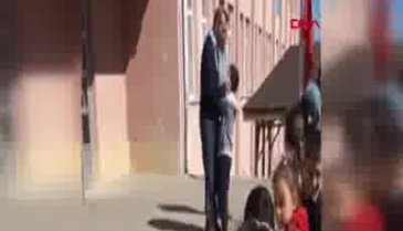 Öğrencileri döven okul müdürü, görevden alındı
