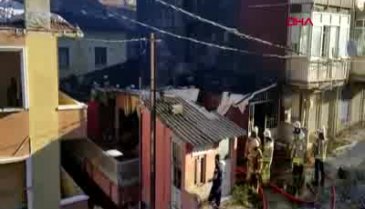 İstanbul'da yangın! Ölü ve yaralılar var - 2