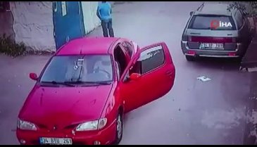 Zihinsel engelli genç kıza cinsel taciz! O anlar kamerada