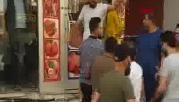 Suriyeliler arasında bıçaklı satırlı kavga!