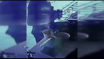 Sokak sokak oğlunu arıyor