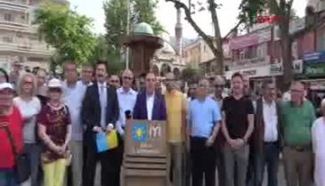 Bursa'da İYİ Parti'li bir grup bayramda ulaşımın ücretsiz olmamasına tepki gösterdi