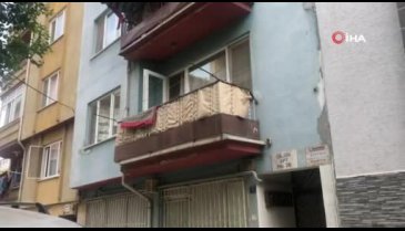 Bursa'da yatalak hasta kadın evinde mahsur kaldı