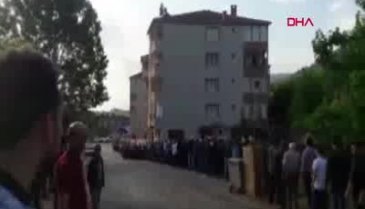 Bursa'da 1 kilometrelik bayramlaşma kuyruğu