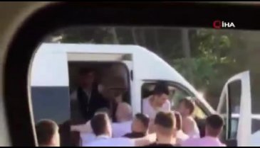 Havalimanı yolunda beyzbol sopalı kavga