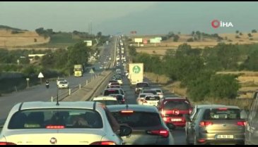 Bursa'da dönüş çilesi! Uzun kuyruklar oluştu