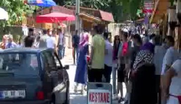 Bursa'nın 700 yıllık Cumalıkızık köyüne ziyaretçi akını