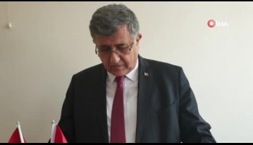 Bursa'da Kıbrıs gazileri 45 yıl aradan sonra madalyalarını aldılar