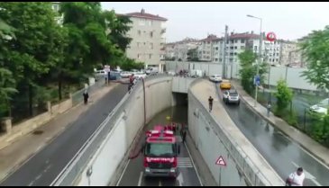 Pendik'te su basan alt geçit havadan görüntülendi