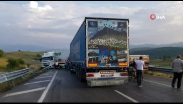 Yalova-Bursa yolunda yağmur kaza getirdi