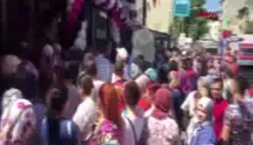 Bursa'da 10 yıl öncesinin fiyatlarına satış yapılınca izdiham yaşandı!