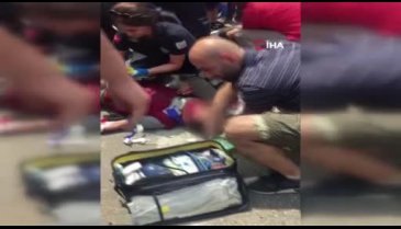 Bursa'da motosikletliler ambulansa çarptı: 1'i ağır 2 yaralı