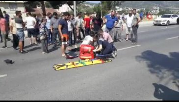 Çarptığı motosikletli ölen kadın sürücü sinir krizi geçirdi