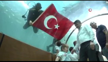 Bursa'da akvaryum terapi ile moral depoladılar