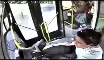 Zeliha kaptan hayatını kurtardı!