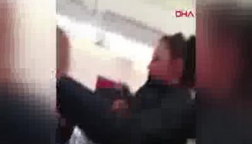 Uçak türbülansa girdi! 10 yaralı