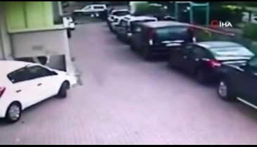 Çaldıkları motosikletin sahibinden para istediler
