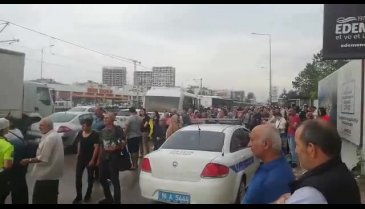 Bursa'da metro hattına yıldırım düştü! - 2