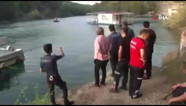 Adana'da serinlemek için göle giren genç kayboldu