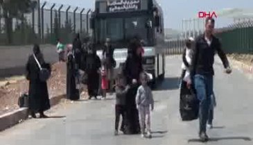6 bin 500 Suriyeli Türkiye'ye döndü