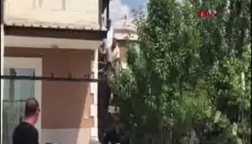 Bursa'da evinin balkonunda ölü bulundu! Maganda kurbanı çıktı