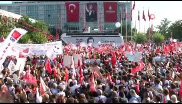 Ekrem İmamoğlu görevi devraldı