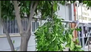 Bursa'da Kaymakamlıktan düşen işçi hayatını kaybetti