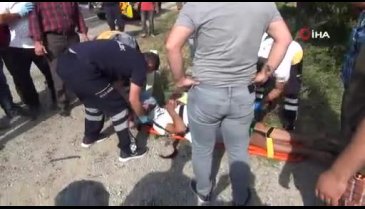 Bursa'da traktör su kanalına devrildi! Baba ve 2 oğlu...