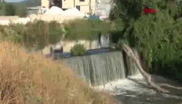 Bursa Gemlik'te sahil düzenlemeleri ve dere ıslahları sürüyor