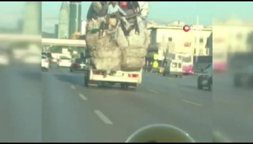 Kamyon kasasındaki tehlikeli yolculuk