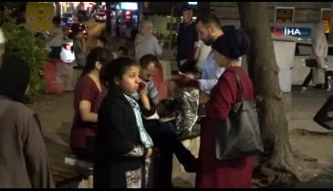Bursa Ulu Cami'yi ziyarete gelen Güney Afrikalı ailenin 5 bin lirasını çaldılar