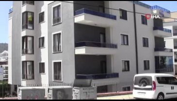 Bursa'da çocukları ile görüşmek isteyen anne kocası tarafından öldürüldü