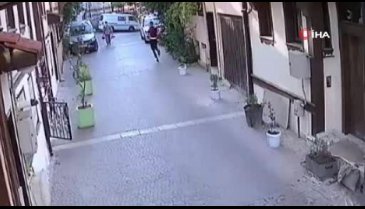 Bursa'da kapkaççı fazla kaçamadı