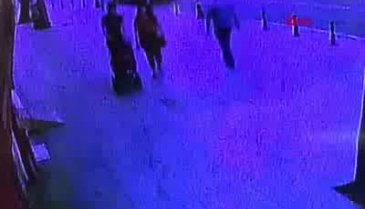 Eşinin amcası tarafından sokak ortasında öldürüldü