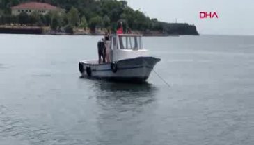 Bursa Gemlik Körfezi'nden yüzlerce alkol şişesi çıktı