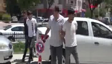 14 yaşındaki çocuğu bıçak zoruyla eve götürüp cinsel istismarda bulundular