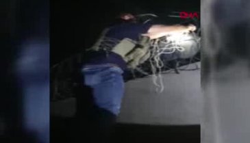 Suriye'den Türkiye'ye atılan 15 kilo patlayıcı sınır tellerine takıldı