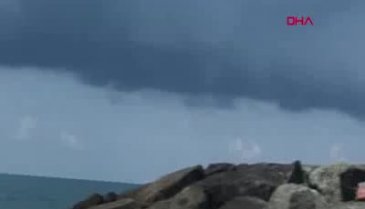 Rize'de denizde hortum paniği