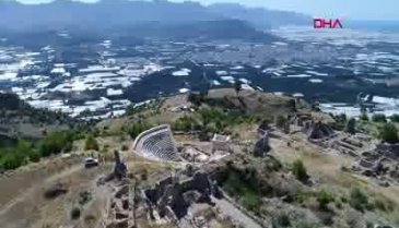Restorasyondaki hata fırtınayla ortaya çıktı