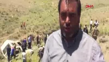 Kaçak göçmenleri taşıyan minibüs takla attı! Çok sayıda ölü ve yaralı var -2