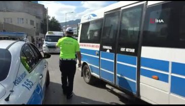 Bursa'da kapısı açık yolculuk yapan toplu ulaşım araçlarına ceza yağdı