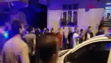 Yol verme tartışmasında iki grup birbirine girdi