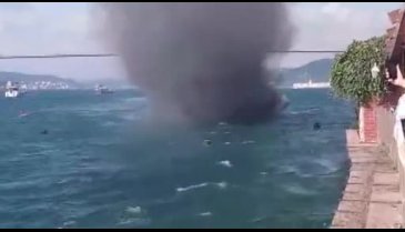 İstanbul'da yatta yangın!