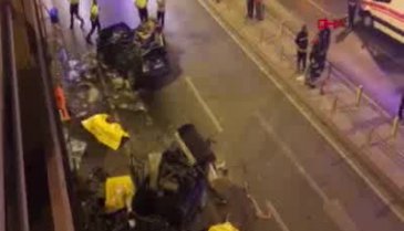 Konya'da iki otomobil çarpıştı: 7 ölü