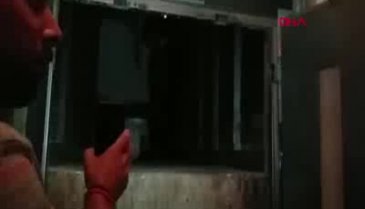 Asansörde sıkışan adam hayatını kaybetti