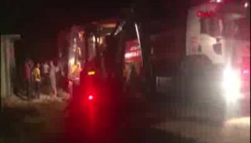 Bursa'da hayvan çiftliğinde yangın! 2 bin balya saman kül oldu