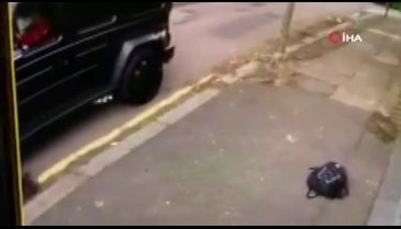 Mesut Özil'e bıçaklı saldırı girişimi